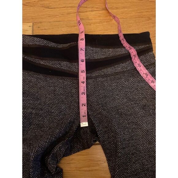 Lululemon women's wonder under herringbone cropped pull on leggings size 6 - Picture 7 of 8
